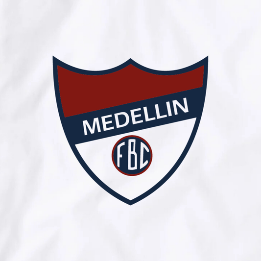 Camiseta Curve El Poderoso Blanco